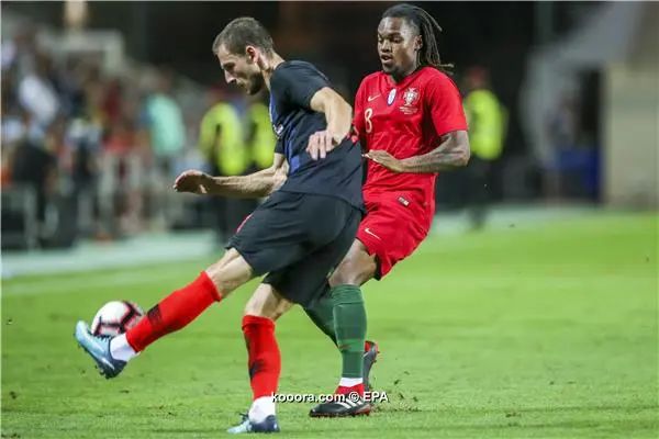 ?i=epa%2fsoccer%2f2018-09%2f2018-09-06%2f2018-09-06-07001971_epa