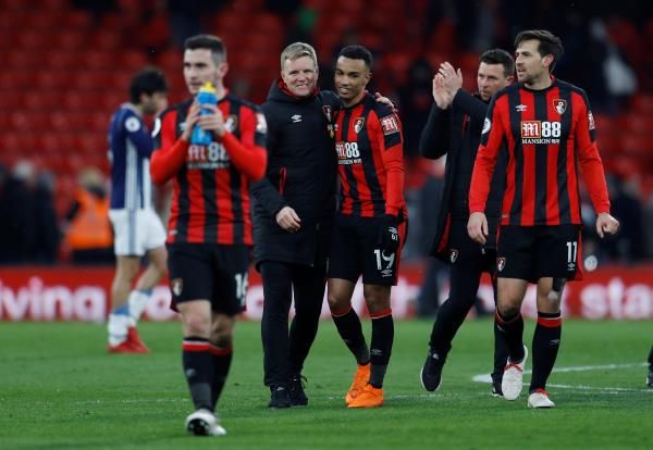 لاعبو بورنموث 