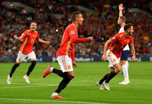 لاعبو منتخب إسبانيا