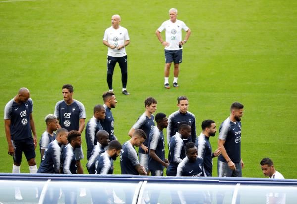 من تدريبات منتخب فرنسا 