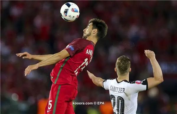 ?i=epa%2fsoccer%2f2016-06%2f2016-06-18%2f2016-06-18-05376377_epa