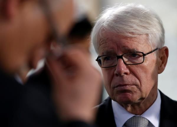 راينهارد راوبول