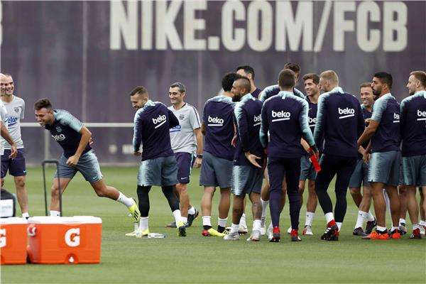 لاعبو برشلونة