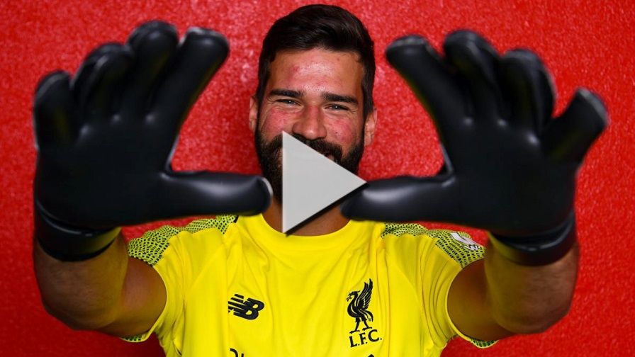 أليسون باكير