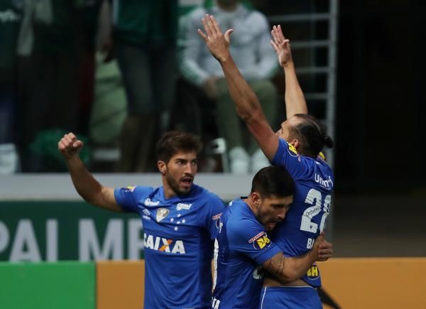 من مباراة كروزيرو وبالميراس