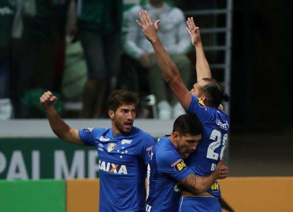 من مباراة كروزيرو وبالميراس