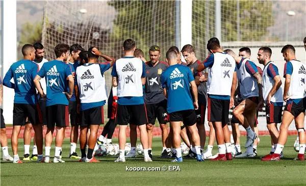 ?i=epa%2fsoccer%2f2018-09%2f2018-09-05%2f2018-09-05-06999017_epa