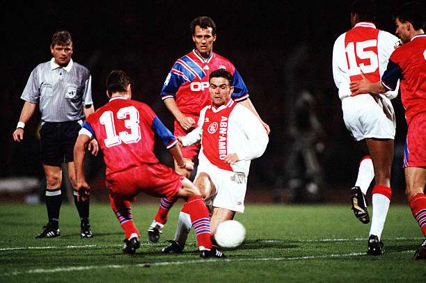 من مواجهة سابقة بين الفريقين 