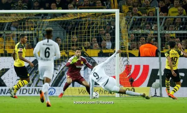 ?i=reuters%2f2018-09-14%2f2018-09-14t195911z_171383162_rc1f44430d50_rtrmadp_3_soccer-germany-dor-sge_reuters