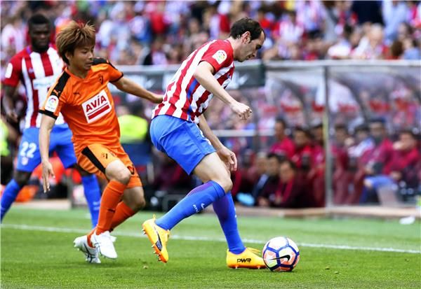 جودين في مواجهة إيبار