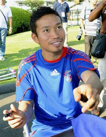 لقاء ناغاتومو مع الجماهير اليابانية قد يكون الأخير له قبل السفر إلى إيطاليا