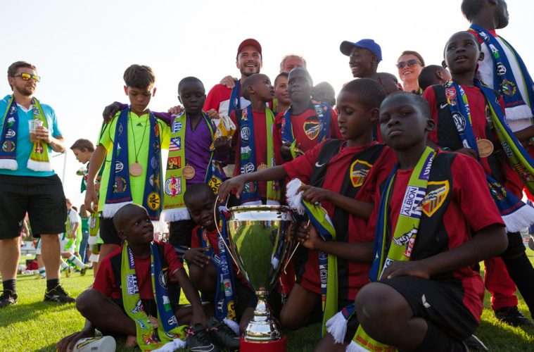 أكاديمية أكاكورو