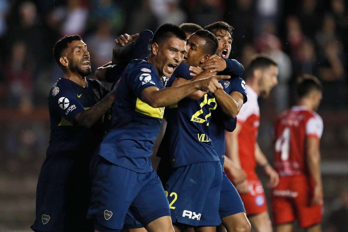 جانب من مباراة بوكا وأرخنتينوس