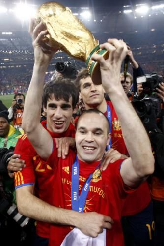 2010-07-11t214334z_01_wcf825_rtridsp_3_soccer-world_reuters