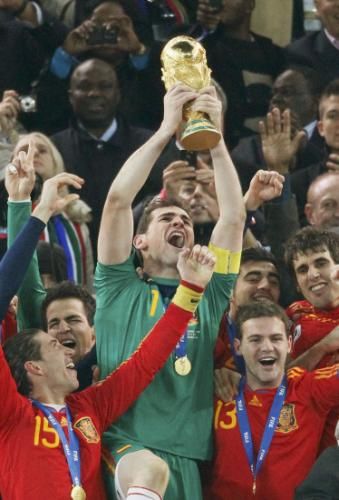 2010-07-11t212339z_01_wcp584_rtridsp_3_soccer-world_reuters