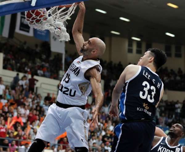 من لقاء سابق لمنتخب الأردن