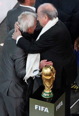 2010-07-11-00000102245563