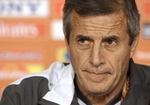 2010-06-25t163132z_01_dba15_rtridsp_3_soccer-world_reuters