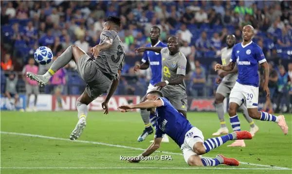 ?i=epa%2fsoccer%2f2018-09%2f2018-09-18%2f2018-09-18-07031098_epa