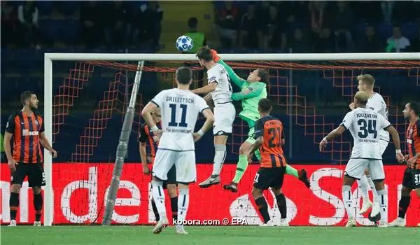 ?i=epa%2fsoccer%2f2018-09%2f2018-09-19%2f2018-09-19-07032713_epa