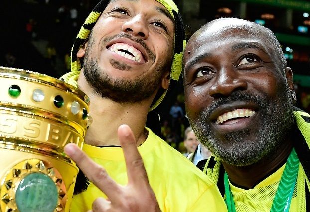 أوباميانج ووالده