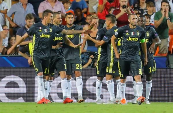 لاعبو يوفنتوس