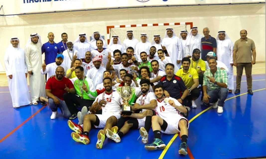 جانب من التتويج