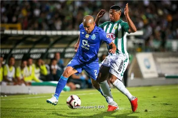 ?i=epa%2fsoccer%2f2018-09%2f2018-09-22%2f2018-09-22-07040026_epa