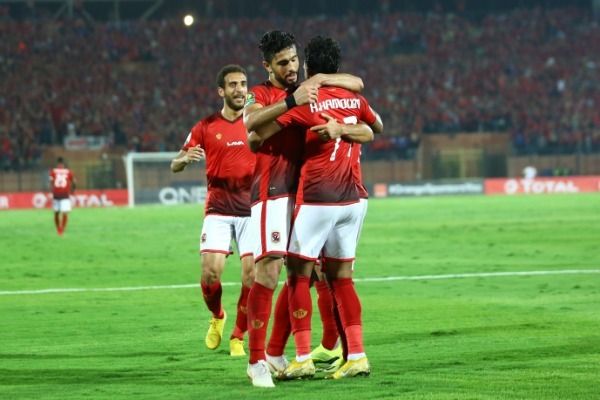 لاعبو الأهلي