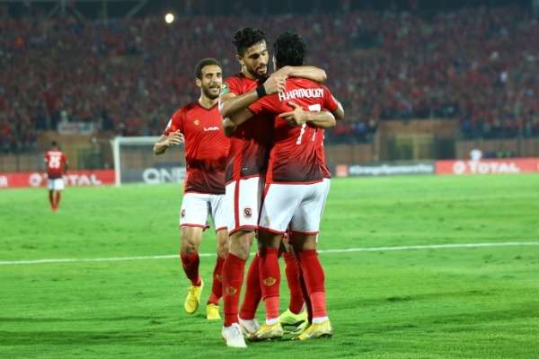 لاعبو الأهلي