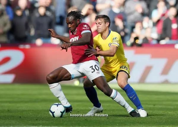 ?i=reuters%2f2018-09-23%2f2018-09-23t134117z_526590832_rc1df6c37f30_rtrmadp_3_soccer-england-whu-che_reuters