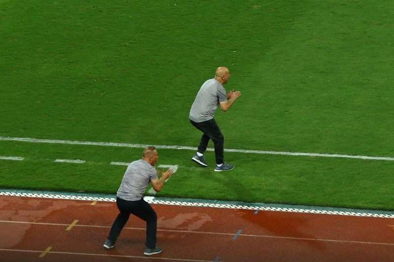 حسام حسن مع توأمه إبراهيم