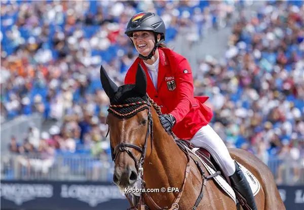 ?i=epa%2fathletics%2f2018-09%2f2018-09-23-07041984_epa