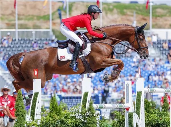 ?i=epa%2fathletics%2f2018-09%2f2018-09-23-07042081_epa