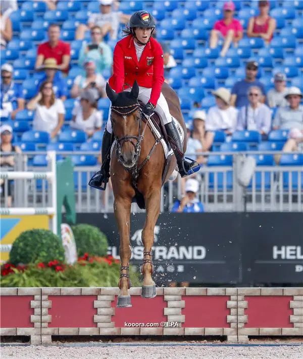 ?i=epa%2fathletics%2f2018-09%2f2018-09-23-07041719_epa