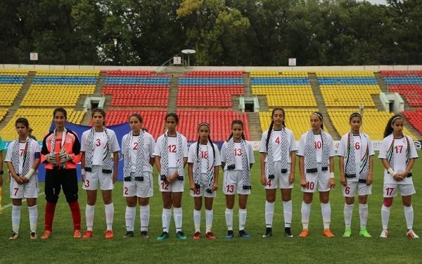 منتخب الناشئات