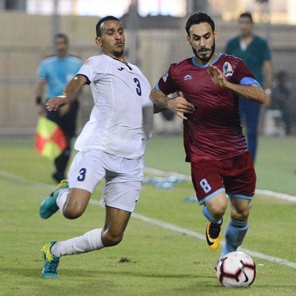 لقطة من مباراة الشباب مع النجمة