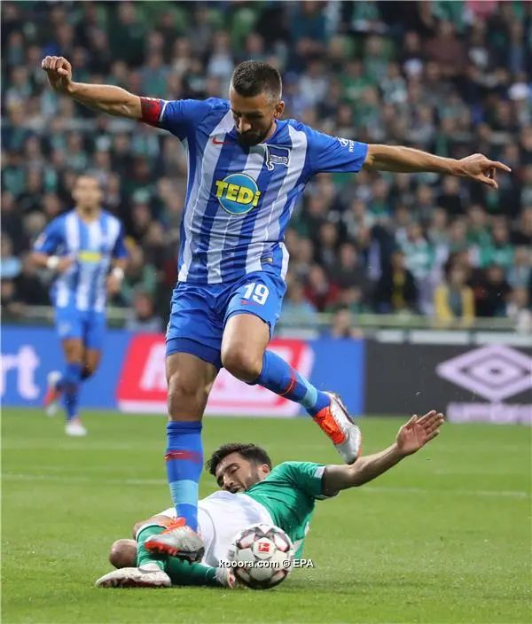 ?i=epa%2fsoccer%2f2018-09%2f2018-09-25%2f2018-09-25-07046357_epa