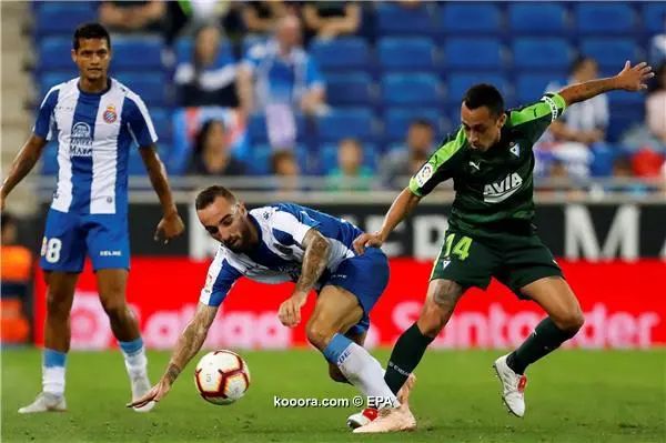 ?i=epa%2fsoccer%2f2018-09%2f2018-09-25%2f2018-09-25-07046637_epa