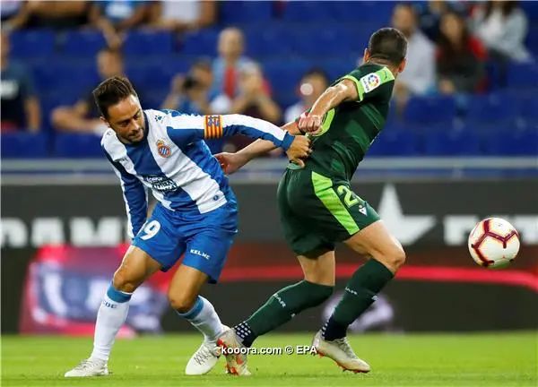 ?i=epa%2fsoccer%2f2018-09%2f2018-09-25%2f2018-09-25-07046612_epa