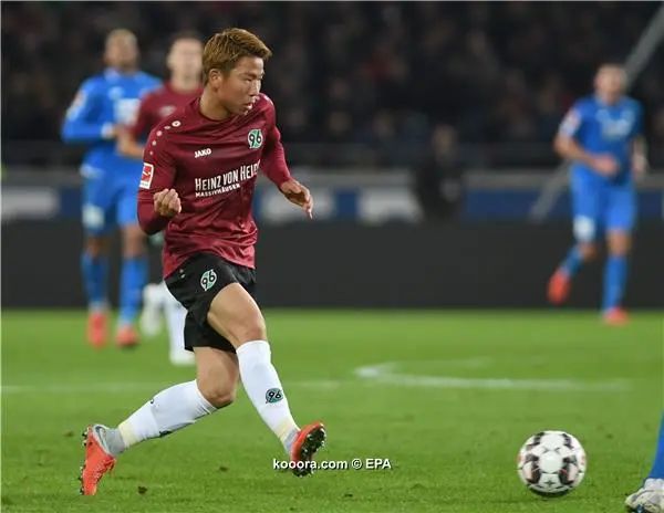 ?i=epa%2fsoccer%2f2018-09%2f2018-09-25%2f2018-09-25-07047019_epa