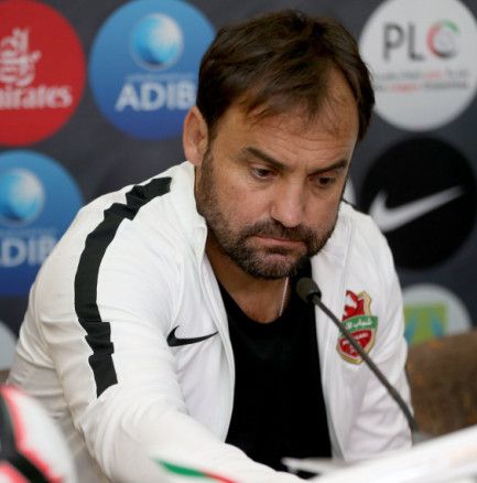 المدرب سييرا