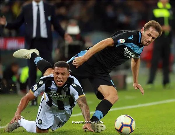 ?i=epa%2fsoccer%2f2018-09%2f2018-09-26%2f2018-09-26-07049018_epa