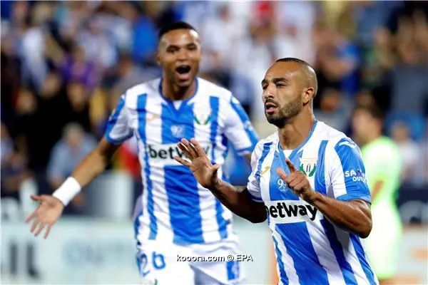 ?i=epa%2fsoccer%2f2018-09%2f2018-09-26%2f2018-09-26-07049320_epa