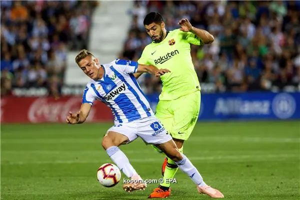 ?i=epa%2fsoccer%2f2018-09%2f2018-09-26%2f2018-09-26-07049435_epa