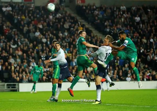 ?i=reuters%2f2018-09-26%2f2018-09-26t203542z_1734625564_rc1cab28b250_rtrmadp_3_soccer-england-tot-wat_reuters