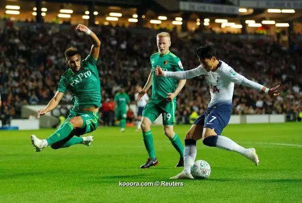 ?i=reuters%2f2018-09-26%2f2018-09-26t203453z_1184240978_rc18f0db7ed0_rtrmadp_3_soccer-england-tot-wat_reuters