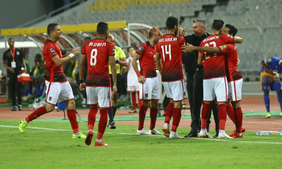 لاعبو الأهلي