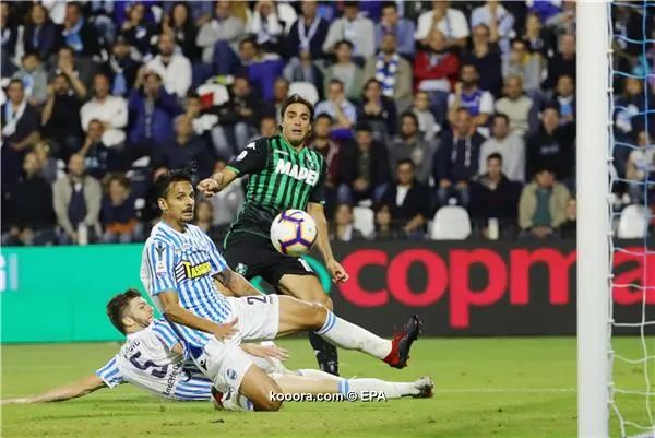 ?i=epa%2fsoccer%2f2018-09%2f2018-09-27%2f2018-09-27-07052260_epa