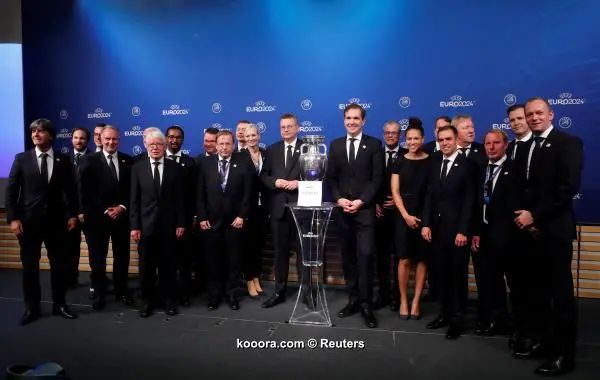 ?i=reuters%2f2018-09-27%2f2018-09-27t134548z_229087422_rc1d87a1d5b0_rtrmadp_3_soccer-euro_reuters